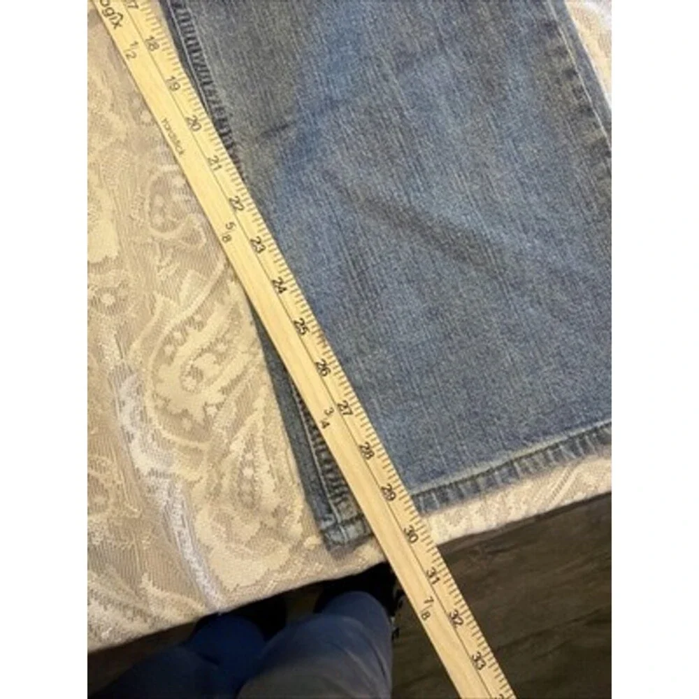 Signature Levis Strauss Jeans  38x30 Boot Cut Stretch Blue Denim Comfy